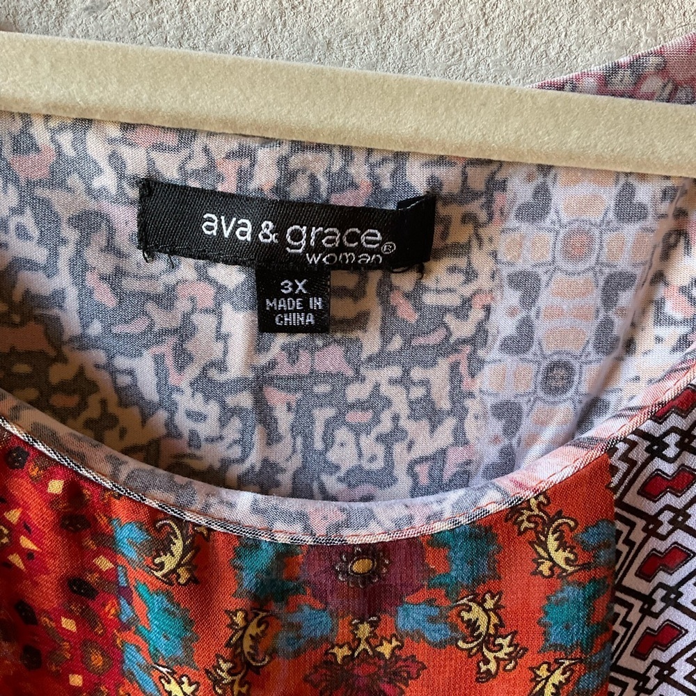 Ava & Grace top. Short sleeve. Size 3X - Picture 5 of 10